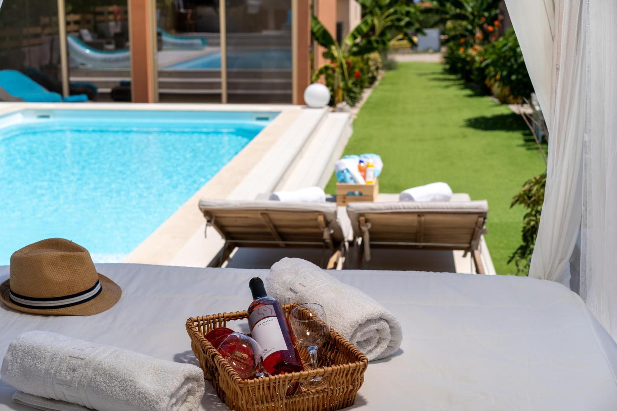 Modular Bungalows With Heated Pool Artemis Greece Zewnętrze zdjęcie